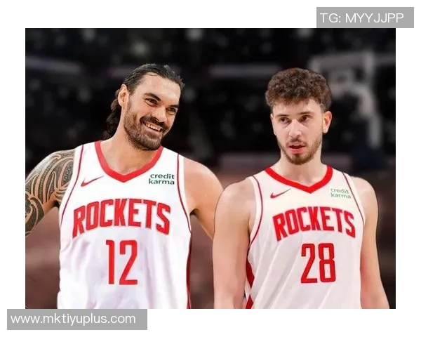 亚当斯解析双塔阵容策略强调防守节奏与进攻对位优势的重要性