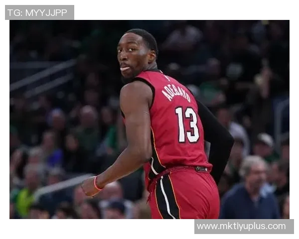 阿德巴约称赞邓罗表现出色防守失误导致对手轻松得分